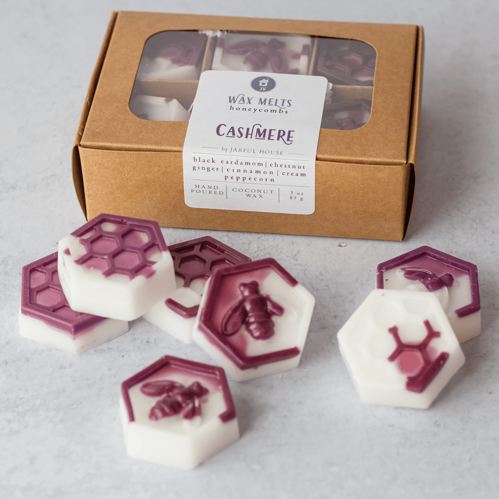 Cashmere Honeycomb Wax Melts - Black Cardamom Cinnamon Ginger Peppercorn