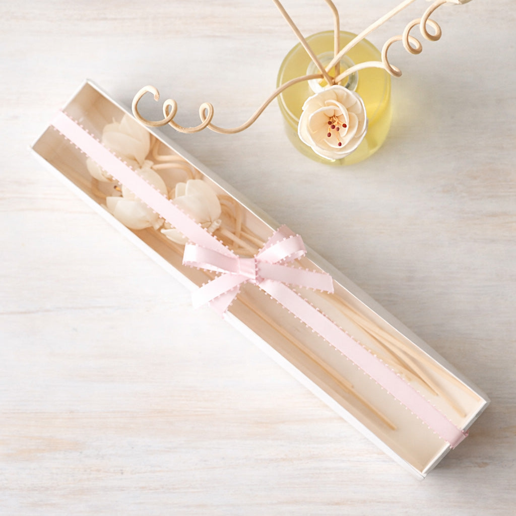 LUSH Reed Diffuser – Pear Mascarpone | 165g - Jarful House