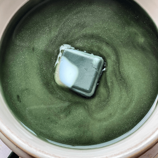 Halloween Wax Melts Clamshell Enchanted Forest - Green & White 3 oz